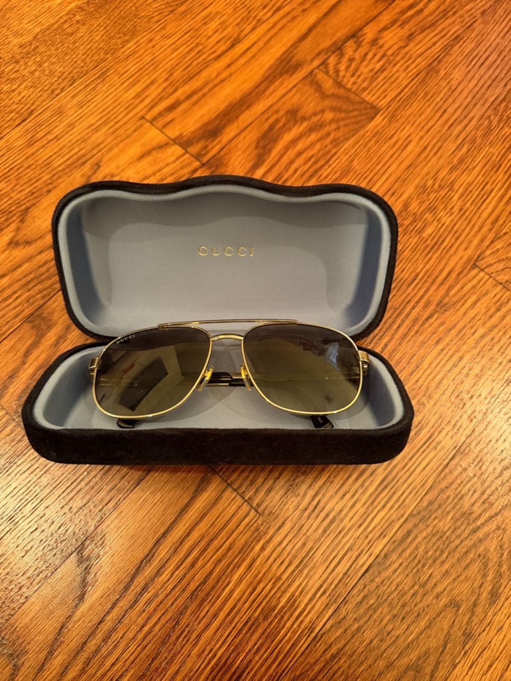 Gucci Gold Frame Aviator Sunglasses with Gray Lenses